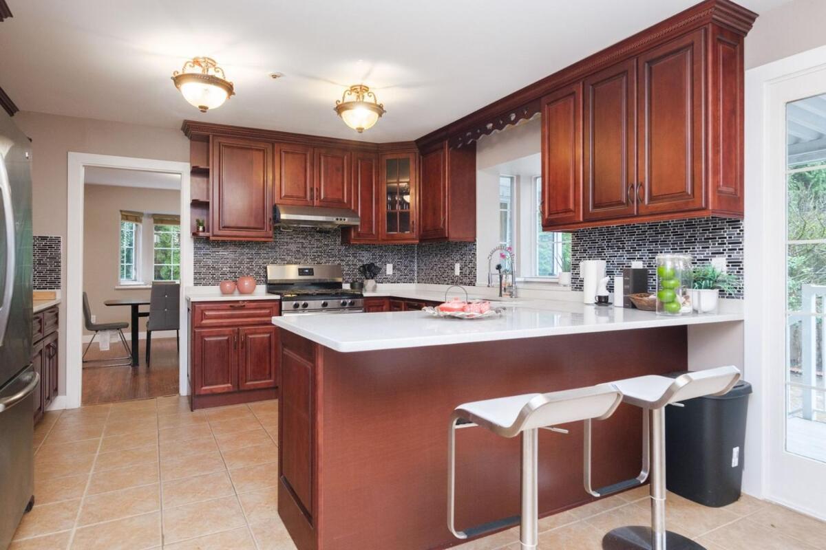 Spacious 4Br W Ensuites Mins To Downtown Yvr Ubc 溫哥華 外观 照片