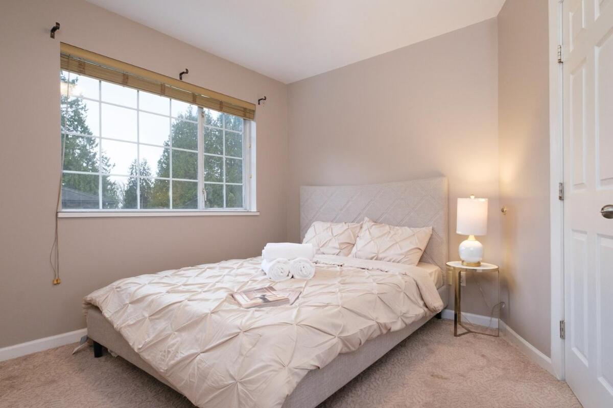 Spacious 4Br W Ensuites Mins To Downtown Yvr Ubc 溫哥華 外观 照片